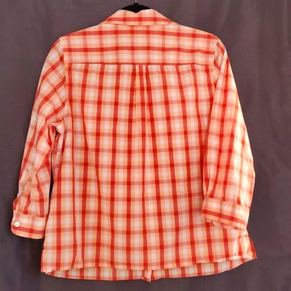 Pendleton Cotton Plaid button up long sleeve shirt. Size Large. Spring colors. - Picture 5 of 8